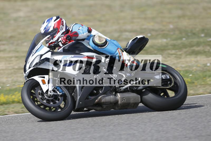 /37 09.08.2026  Pluess Motosport ADR/Freies Fahren/9